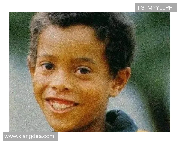 公主心目中的足球明星是谁他在绿茵场上的魅力与风采揭秘 公主心目中的足球明星是谁他在绿茵场上的魅力与风采揭秘