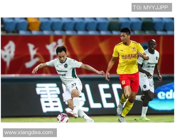 成都羽毛球队以56分稳居锦标赛积分榜首位展现强劲实力 成都羽毛球队以56分稳居锦标赛积分榜首位展现强劲实力